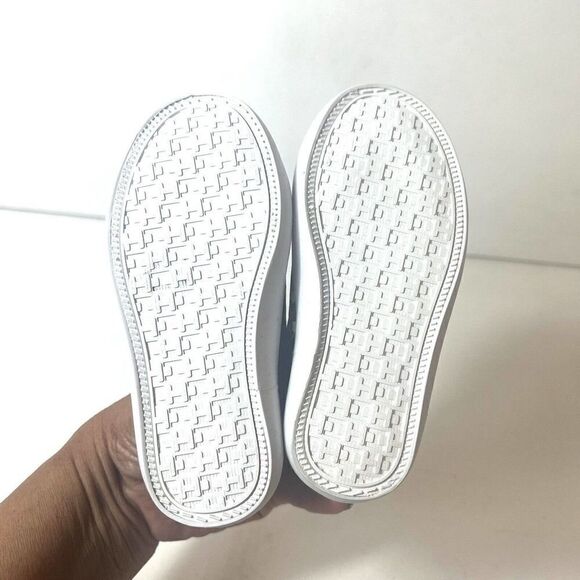 NEW Tommy Hilfiger Toddler Girls Sneakers Blue/Red Floral Size 7 Lace Up Low Top - Picture 10 of 10